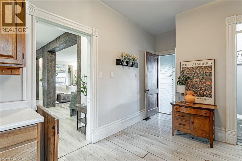 31 ANN Street - 23