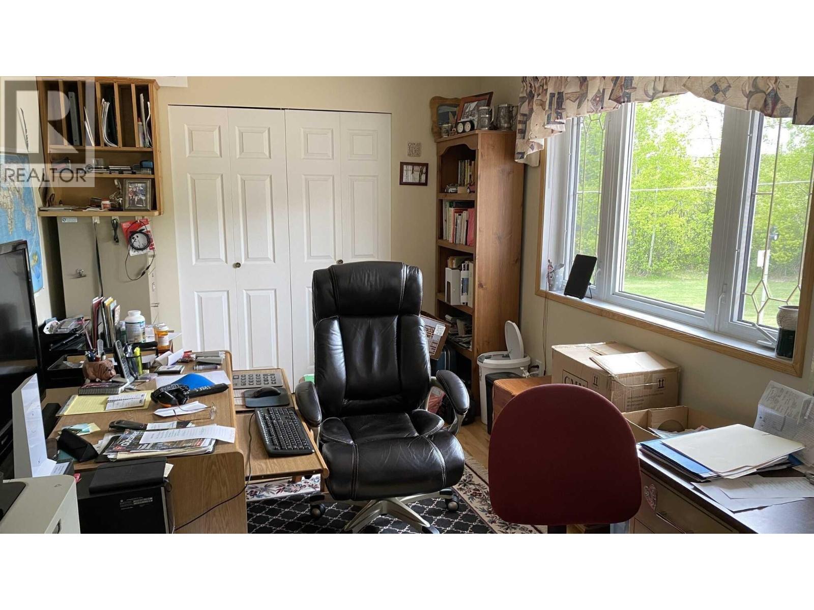 444 CAMERON ROAD - 17