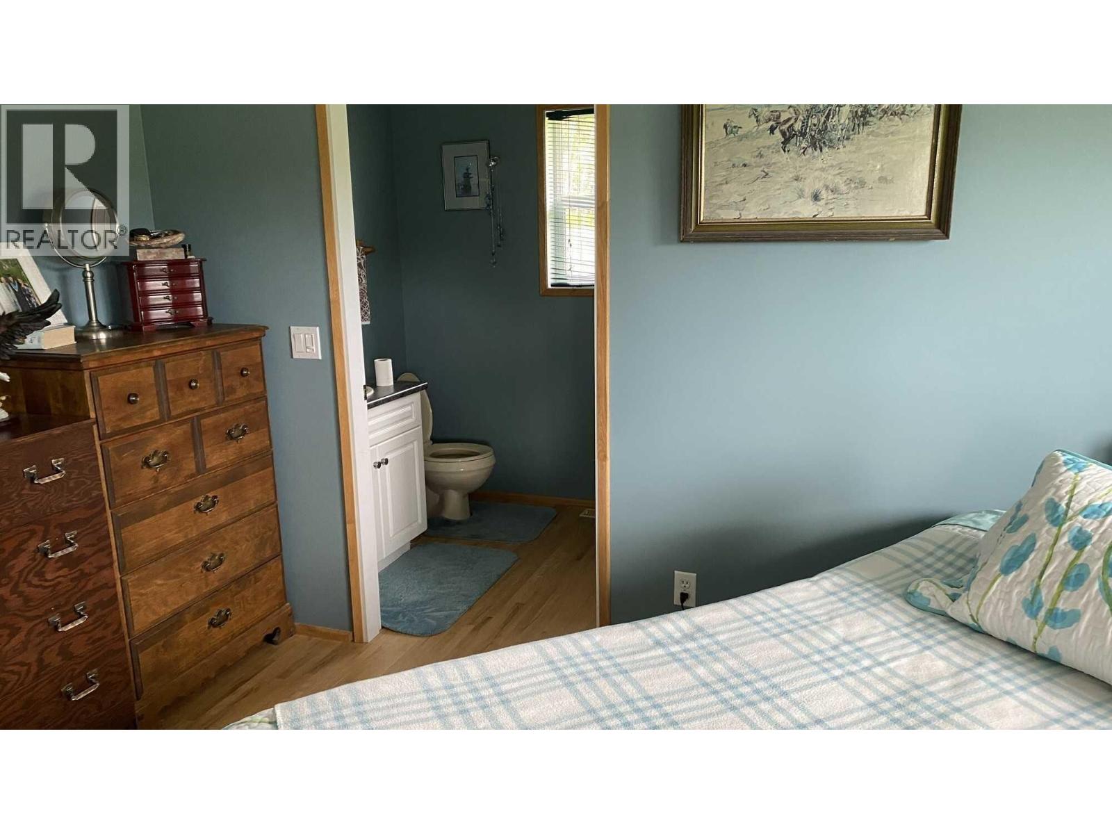 444 CAMERON ROAD - 13