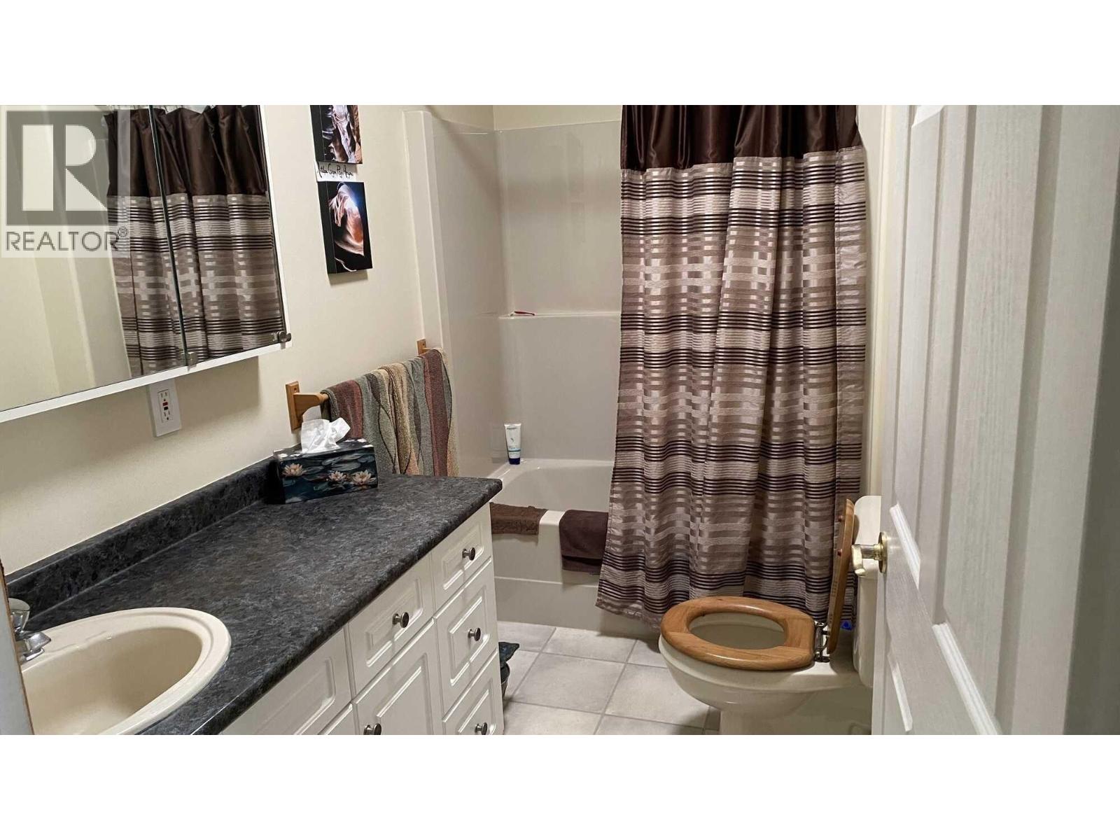 444 CAMERON ROAD - 16