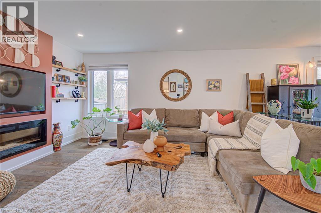 1486 AUGUSTINE Drive - 18