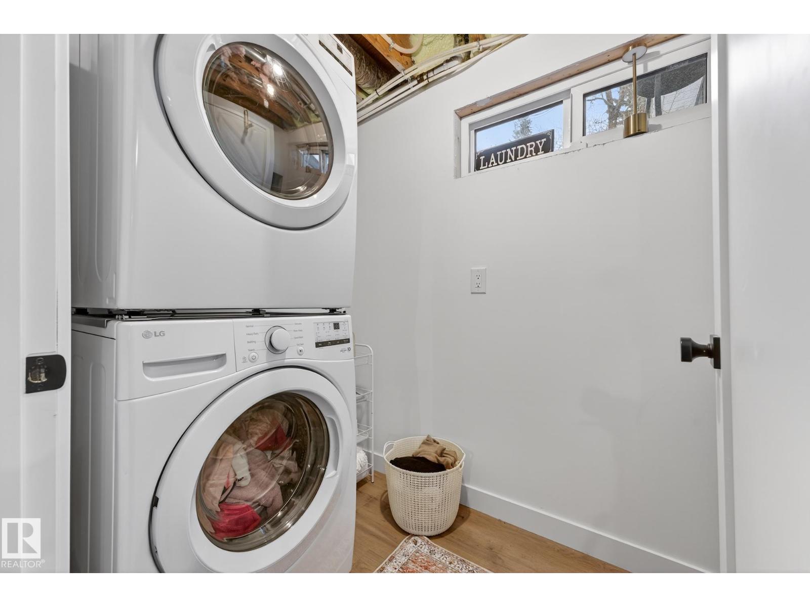 8604 142 ST NW - 32