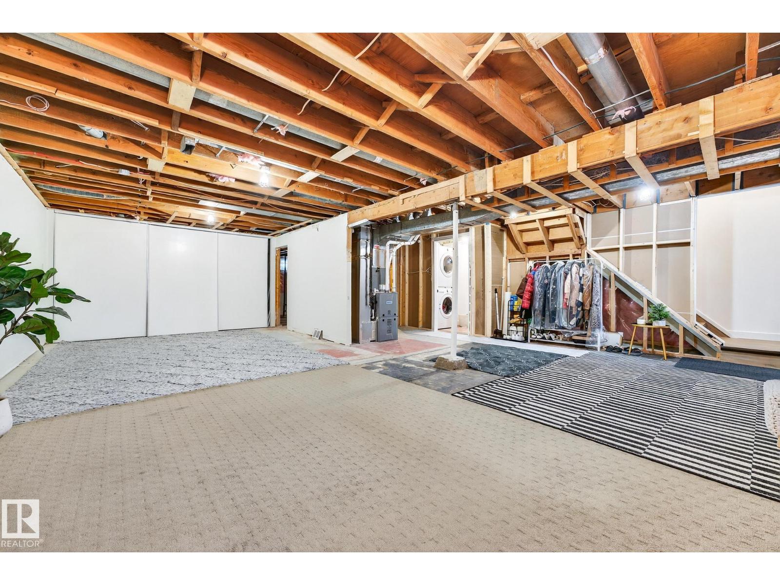 8604 142 ST NW - 31