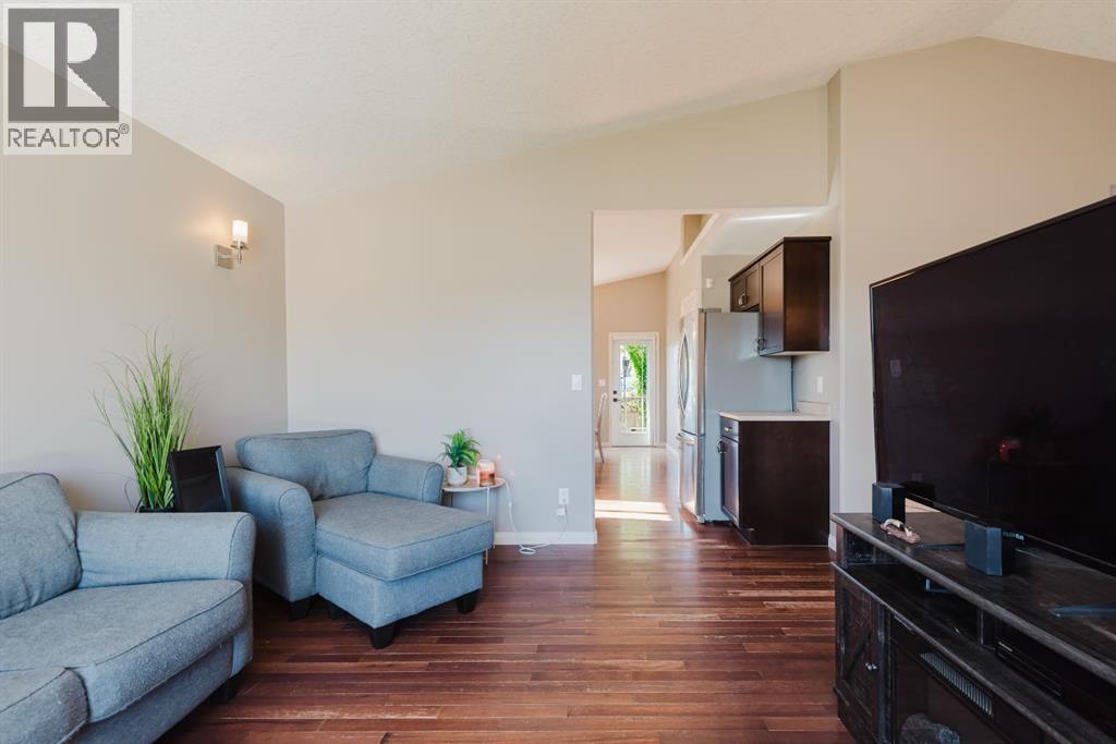 8801 72 Avenue - 4