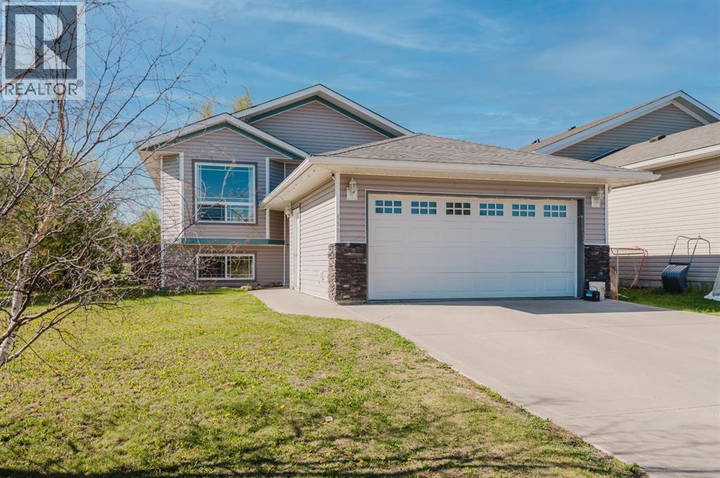 8801 72 Avenue - 1