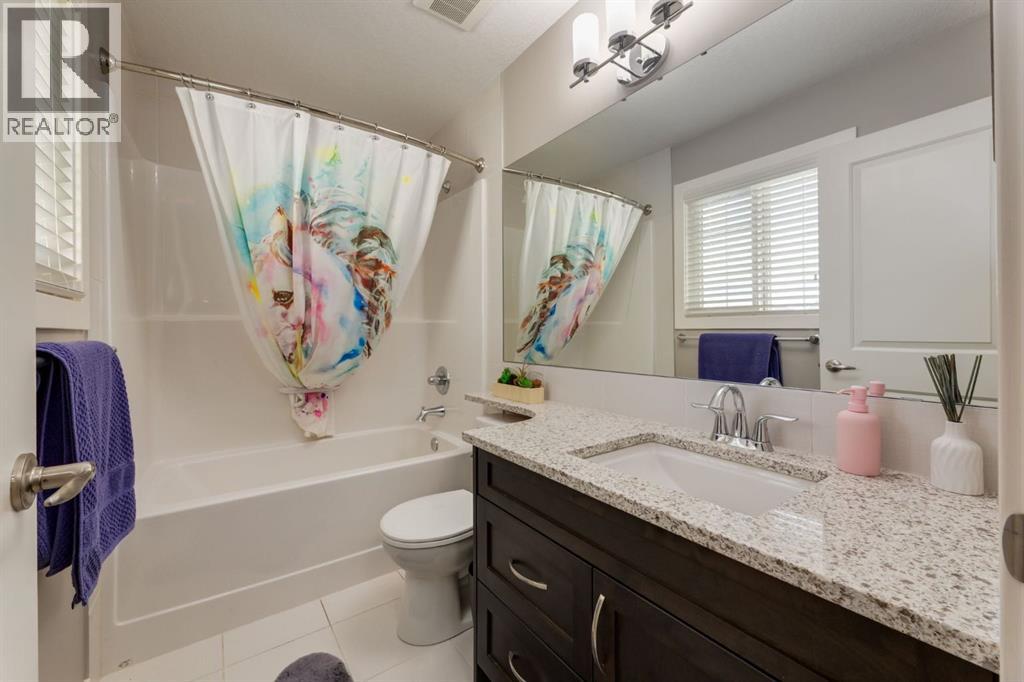 39 Cranbrook Crescent SE - 25