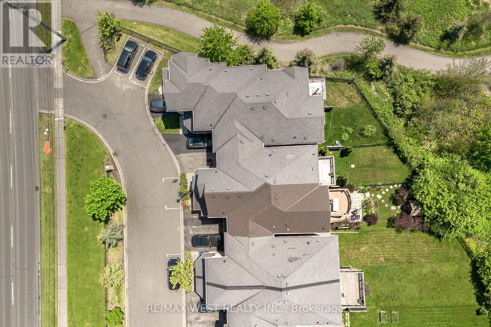 #3 9704 MCLAUGHLIN ROAD N - 4
