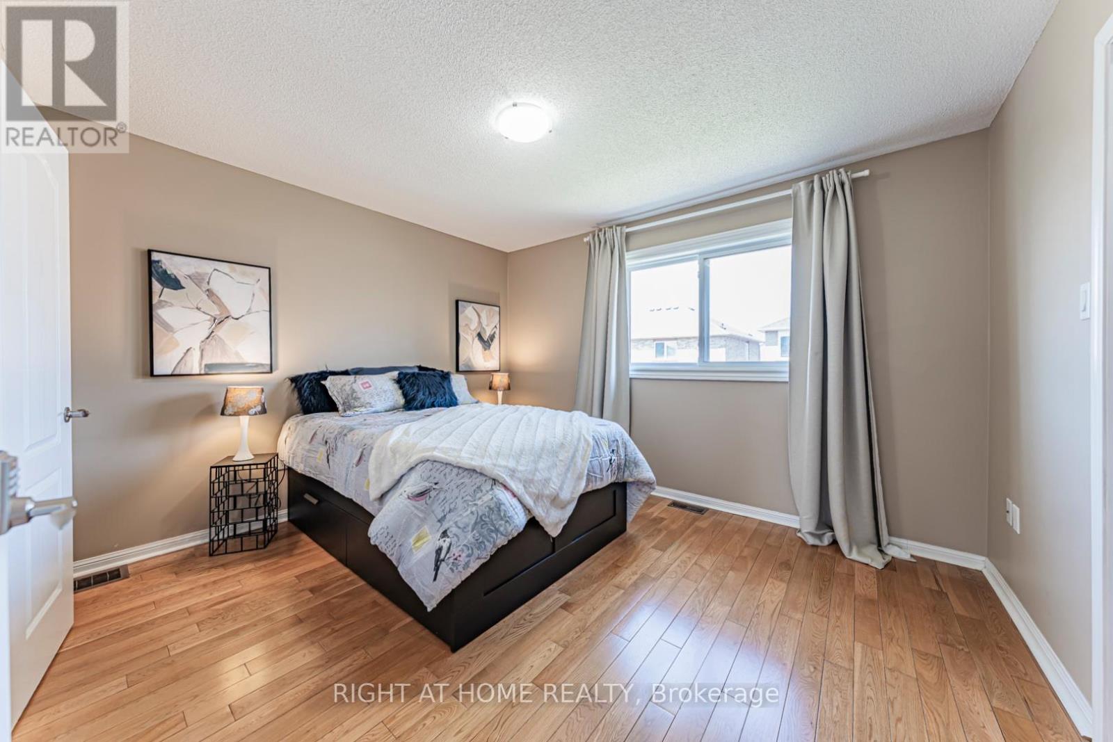 604 SUMMER PARK CRESCENT - 15