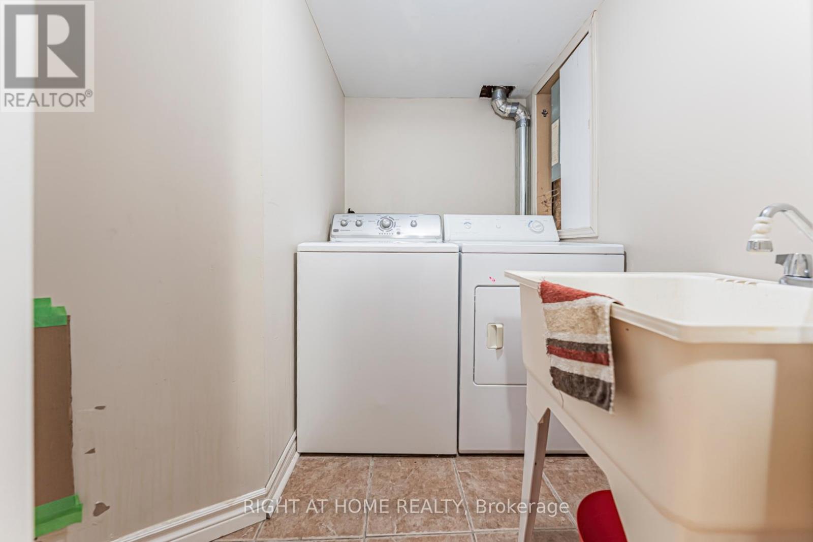 604 SUMMER PARK CRESCENT - 27