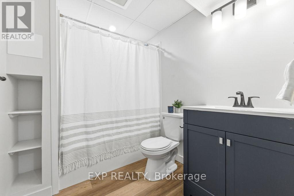 1482 GILLAN ROAD - 33
