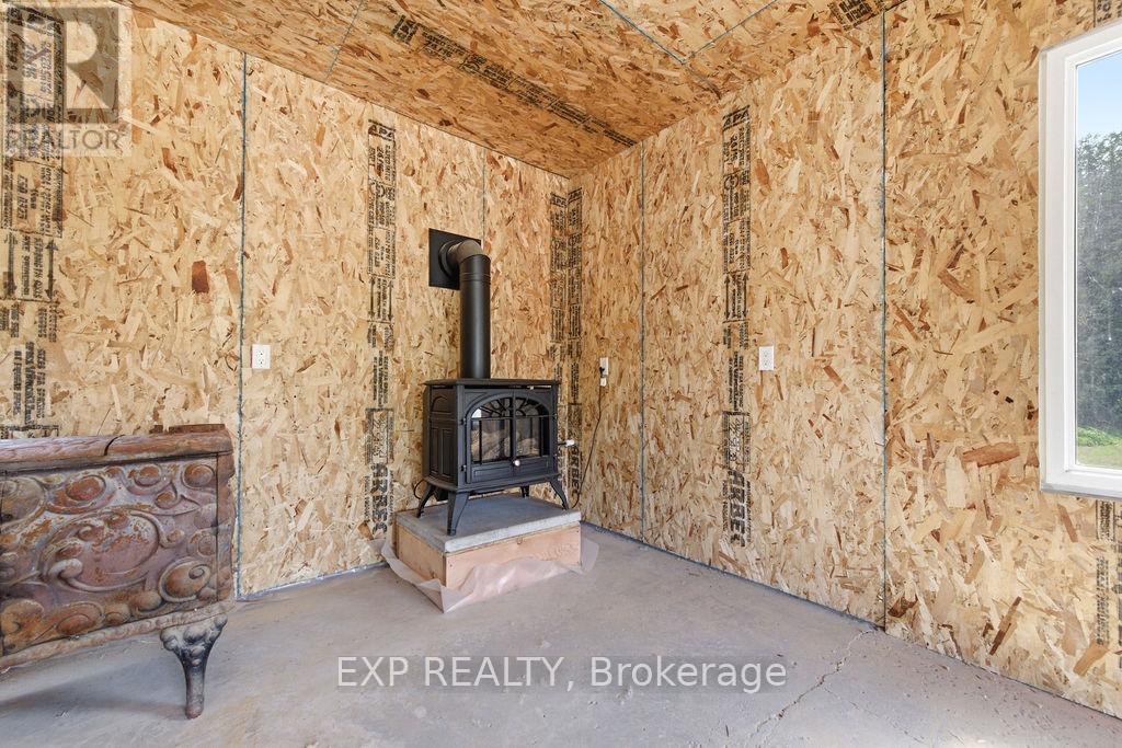 1482 GILLAN ROAD - 41