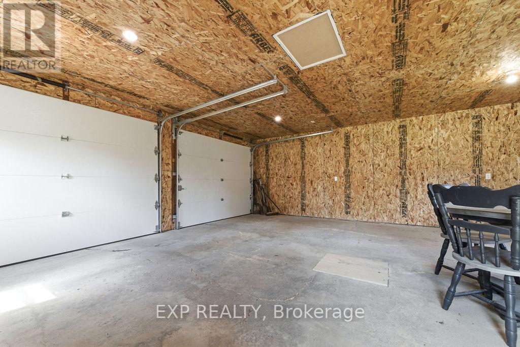 1482 GILLAN ROAD - 42