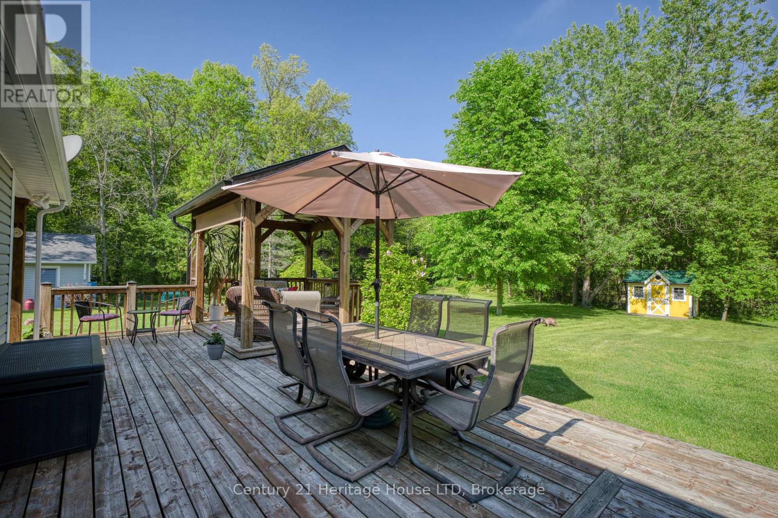 2468 SUNSET DRIVE - 36