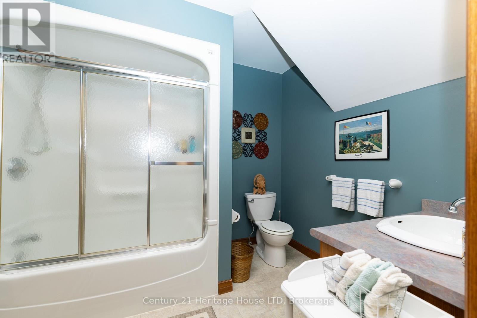 2468 SUNSET DRIVE - 35