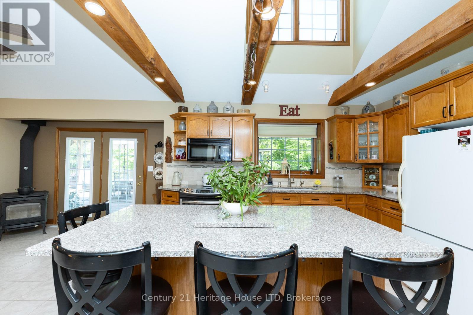 2468 SUNSET DRIVE - 17