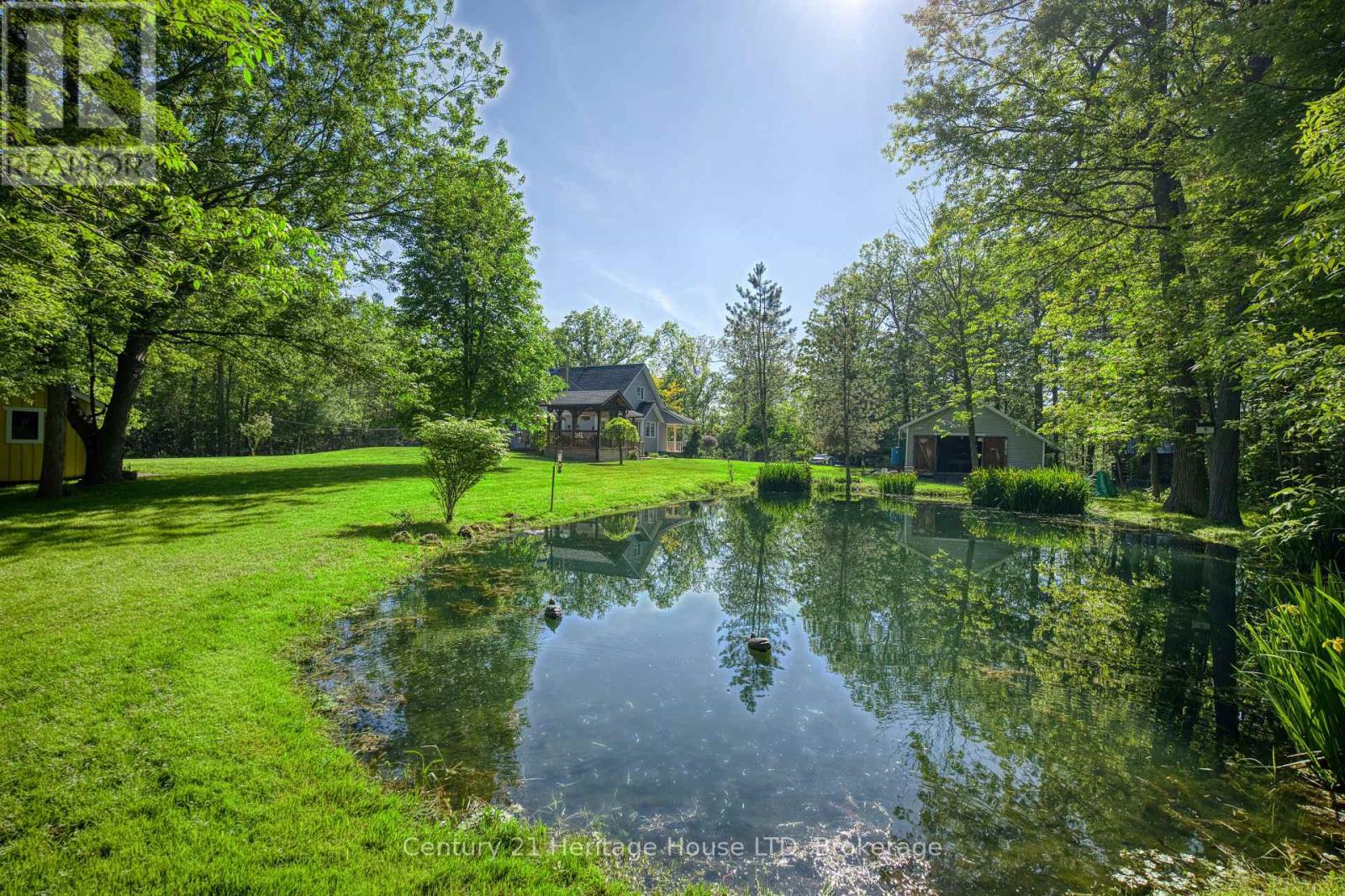 2468 SUNSET DRIVE - 39