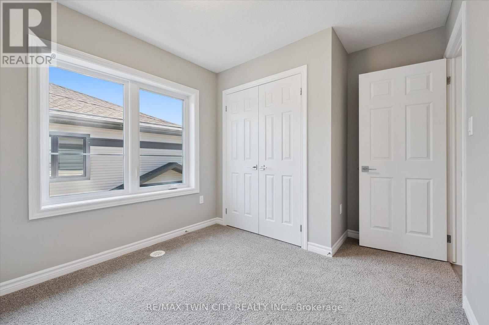 20 LOMOND LANE - 29
