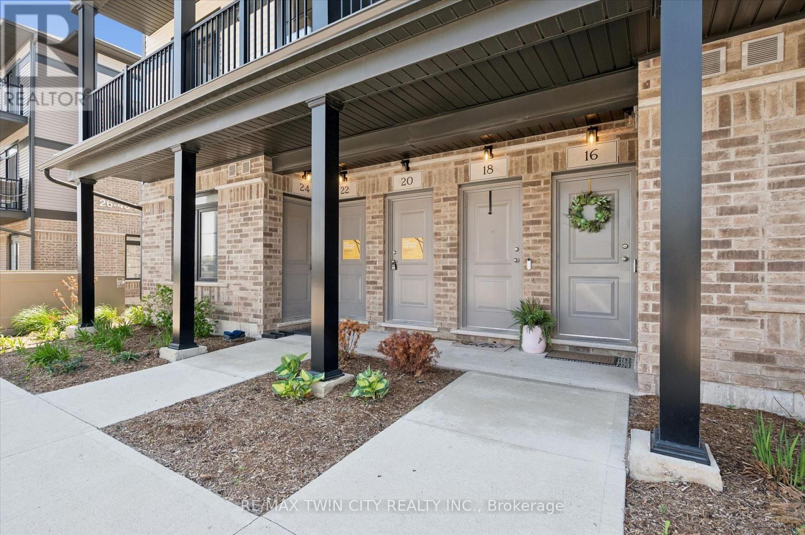 20 LOMOND LANE - 3