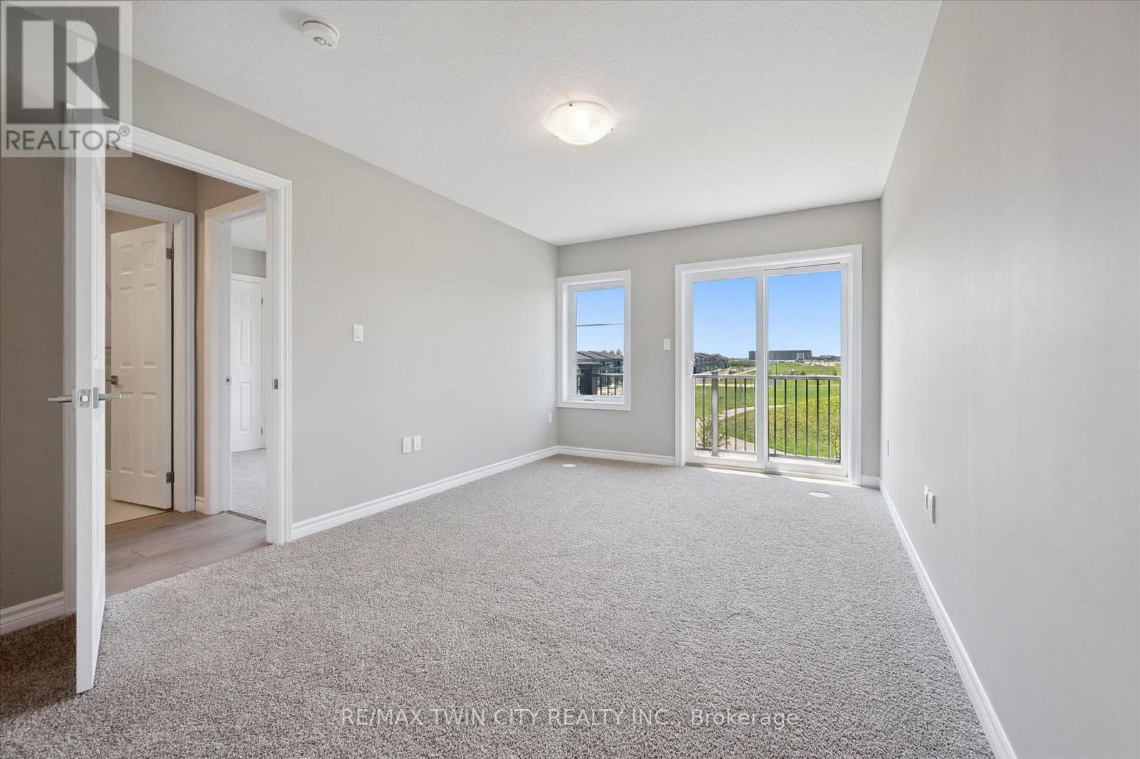 20 LOMOND LANE - 33