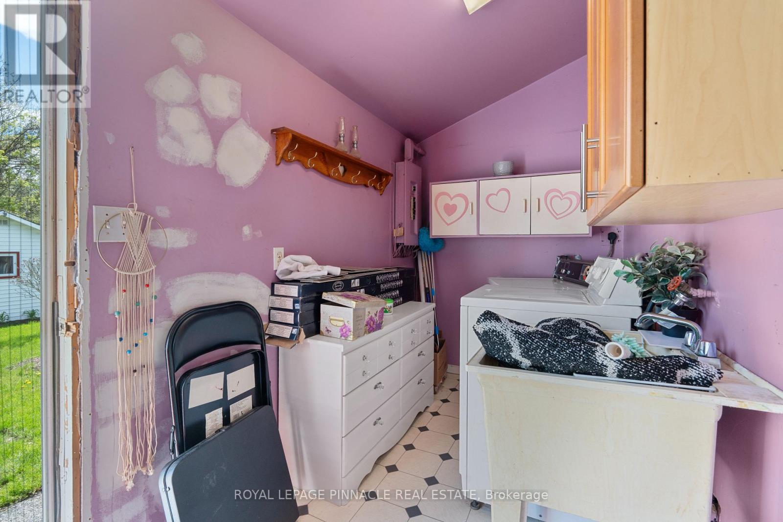 249 OWEN STREET - 16
