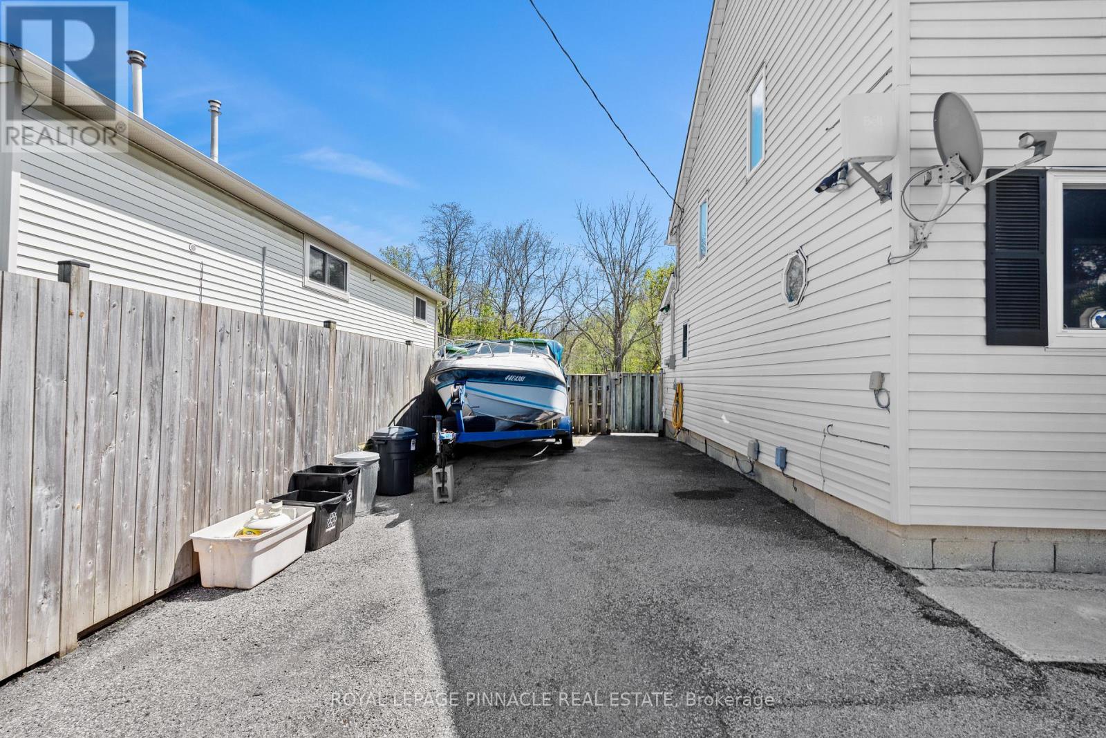 249 OWEN STREET - 31