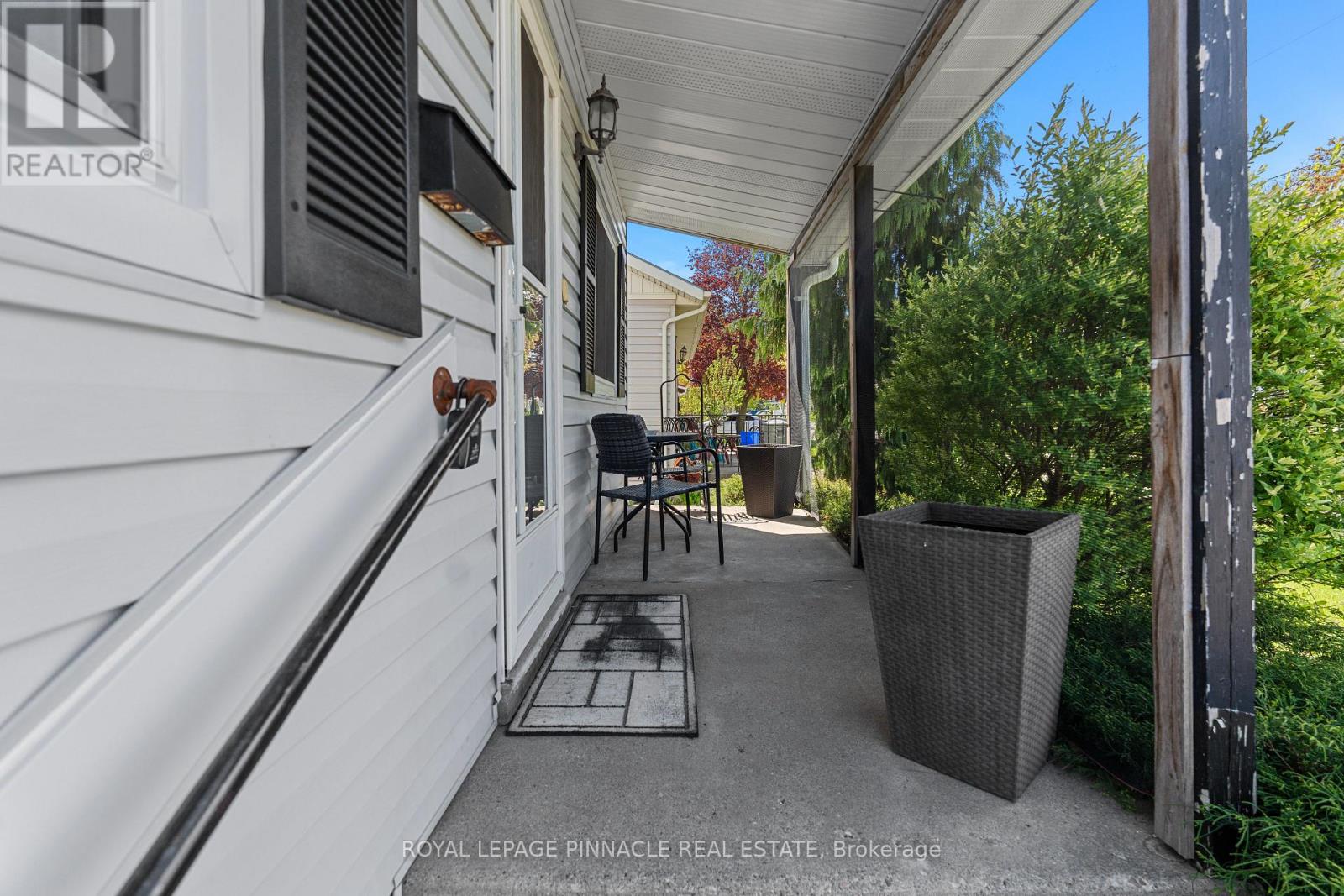 249 OWEN STREET - 4