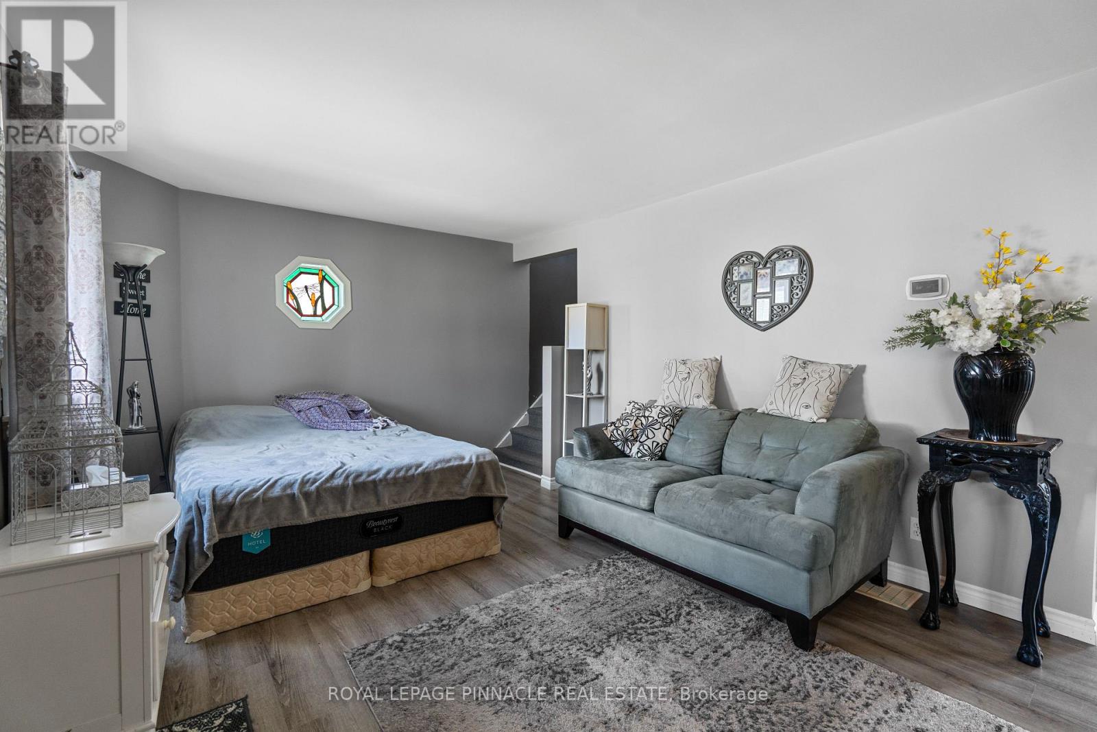 249 OWEN STREET - 5