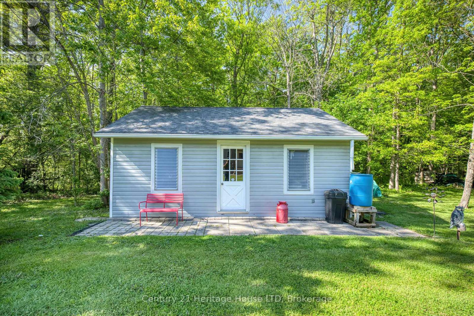 2468 SUNSET DRIVE - 40