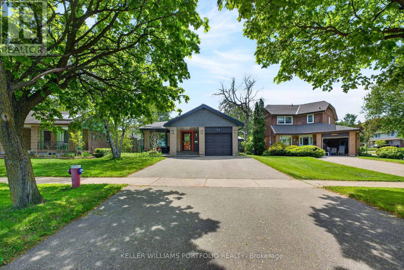 38 LAURELCREST STREET - 43