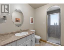 696 Josephine Street N, North Huron, ON N0G2W0 Photo 17