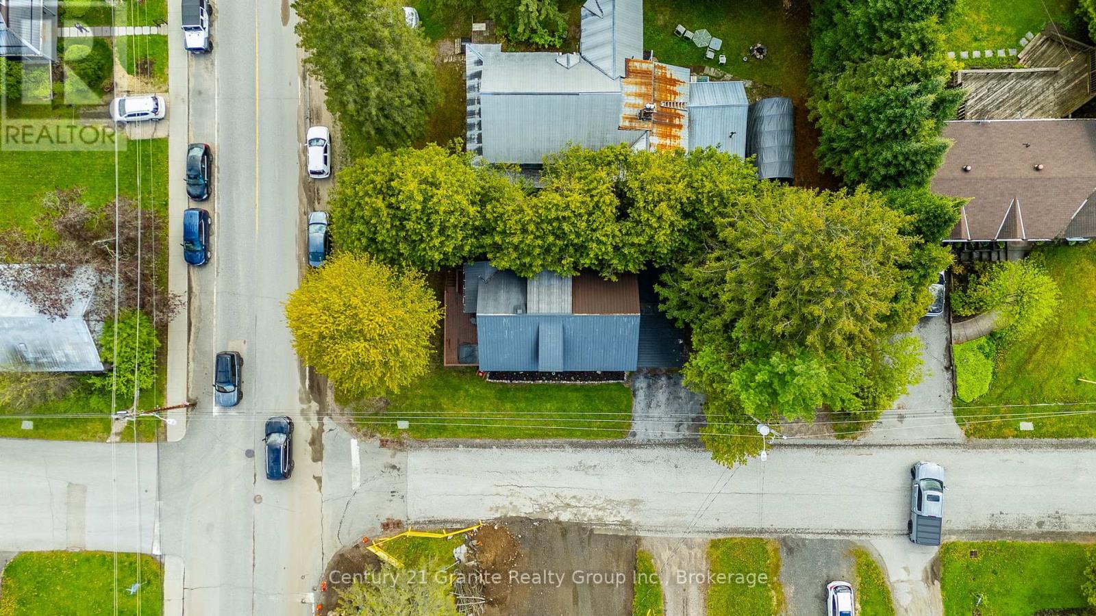16 NEWCASTLE STREET - 46