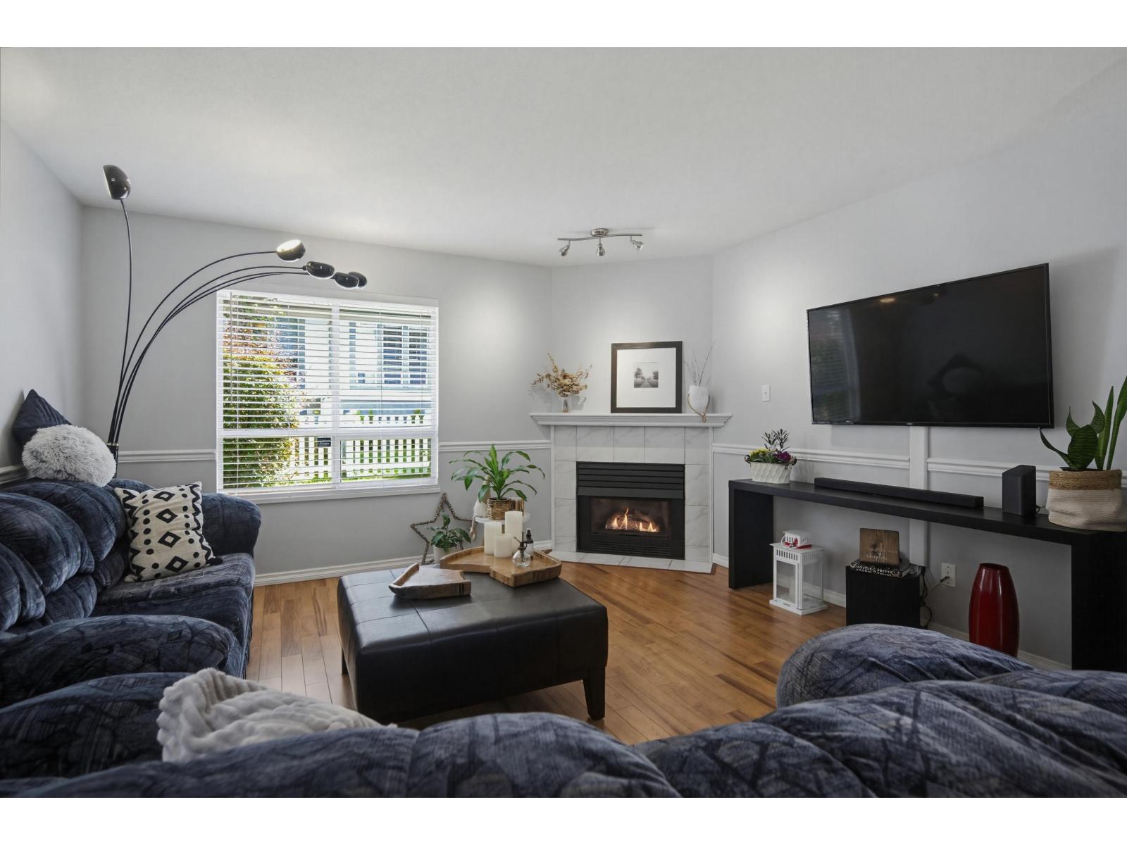54 16318 82 AVENUE, Surrey