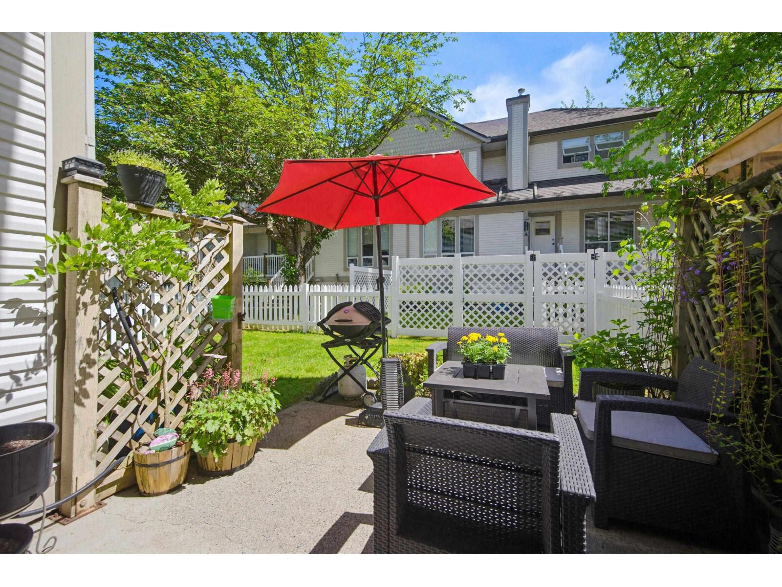 54 16318 82 AVENUE, Surrey