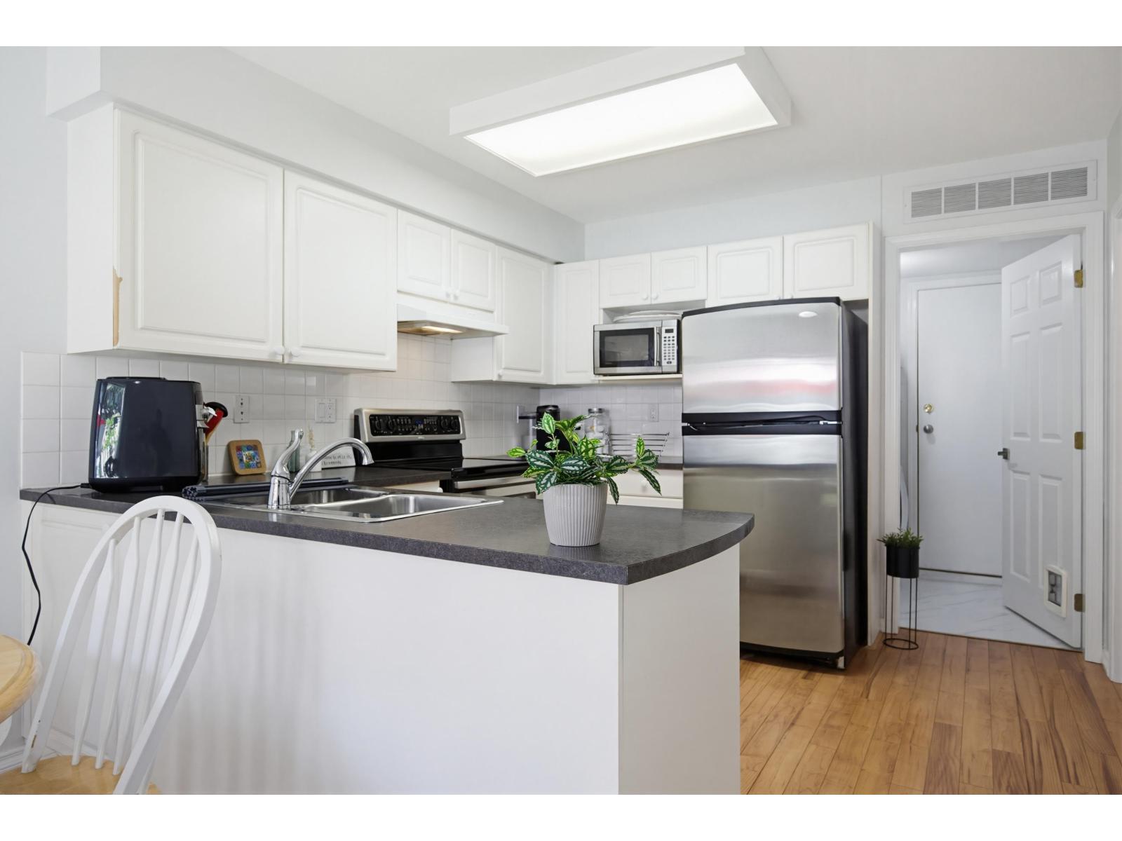54 16318 82 AVENUE, Surrey