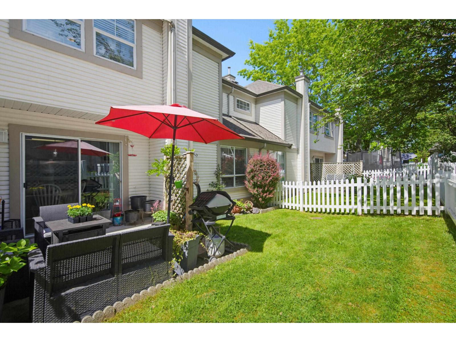 54 16318 82 AVENUE, Surrey