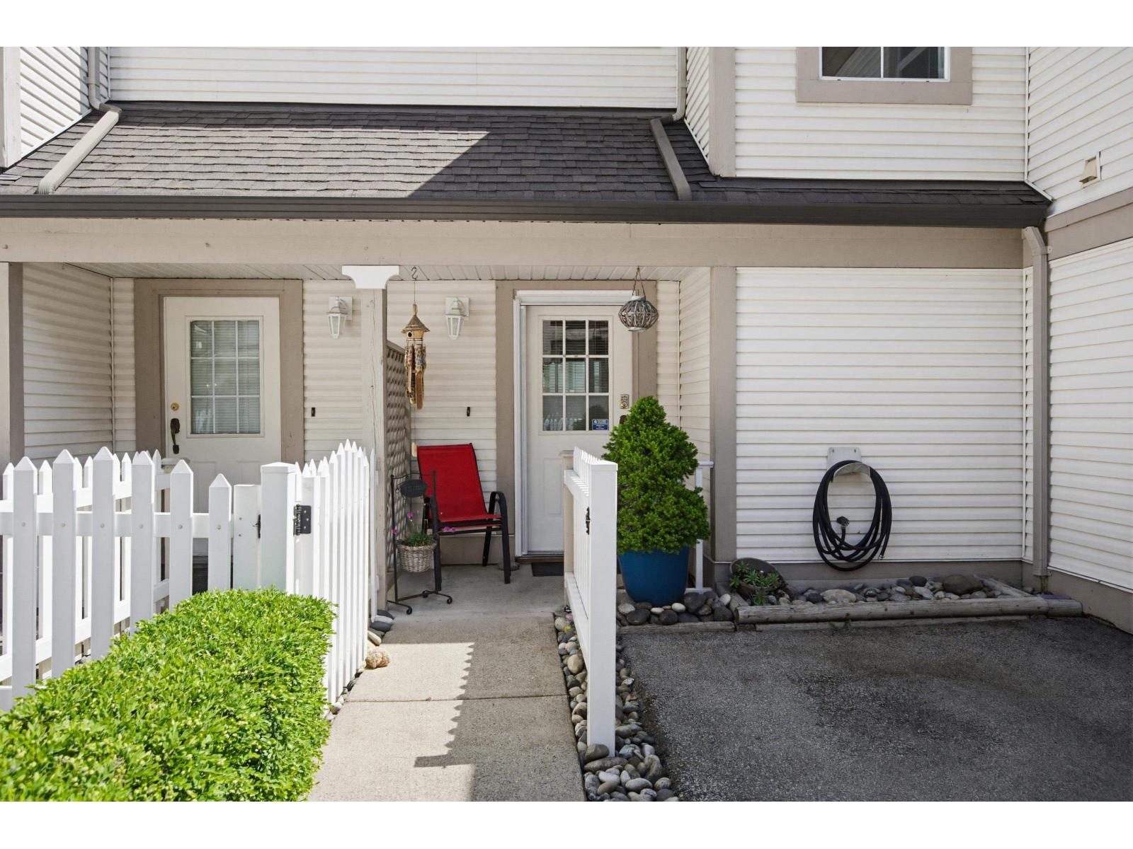 54 16318 82 AVENUE, Surrey