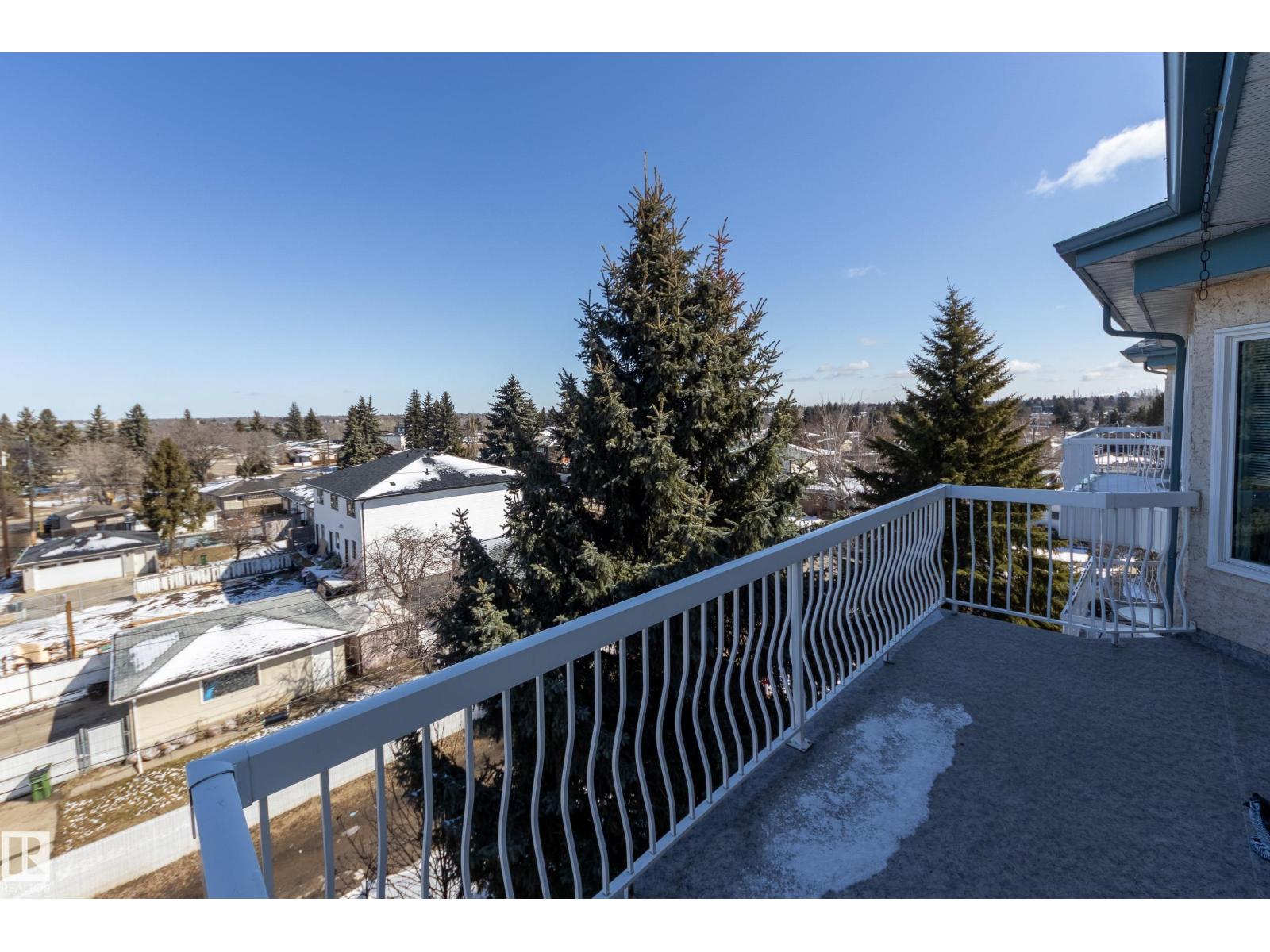 #402 10610 76 ST NW - 8