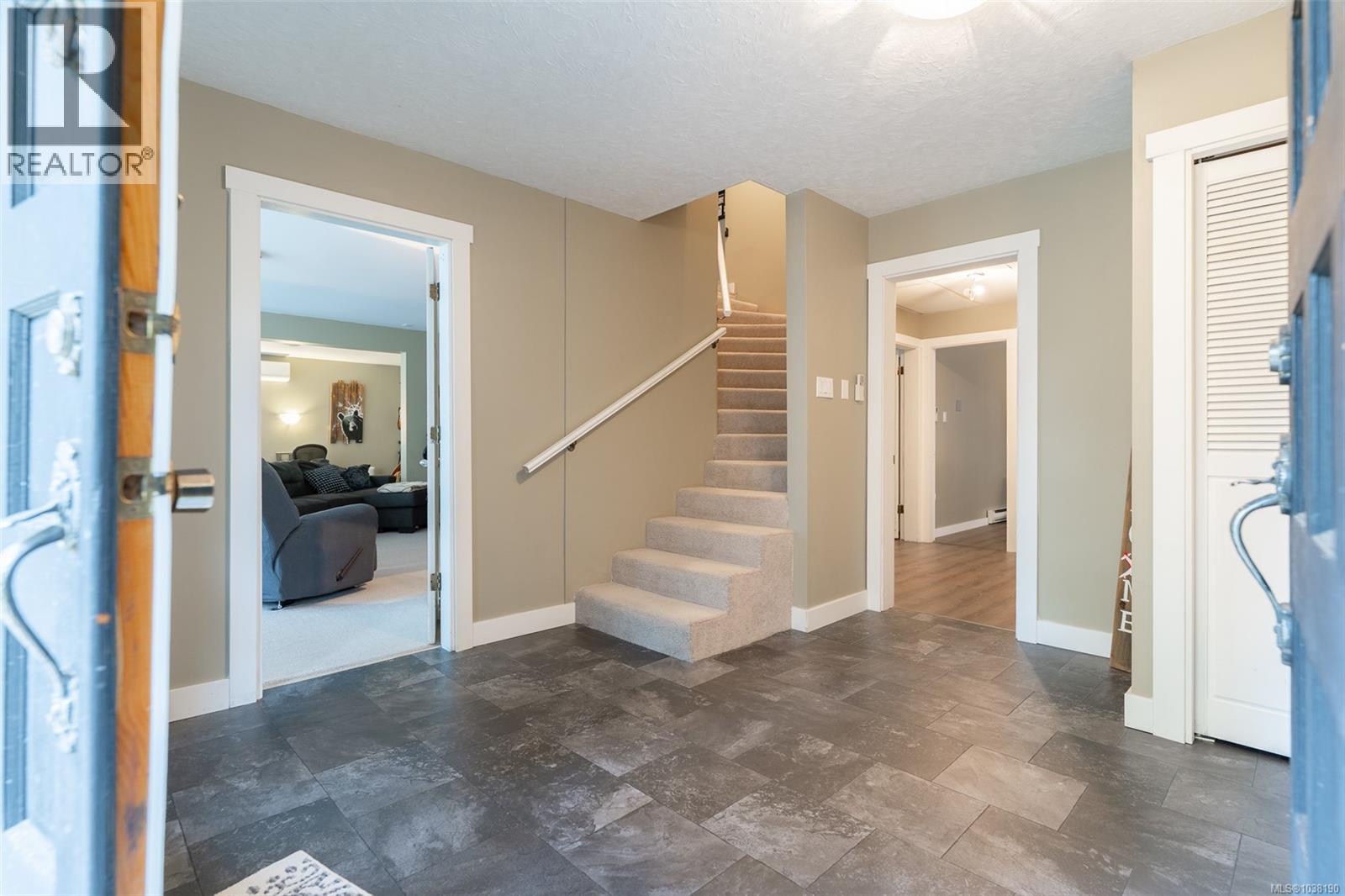 10115 South Dr, Port Alberni