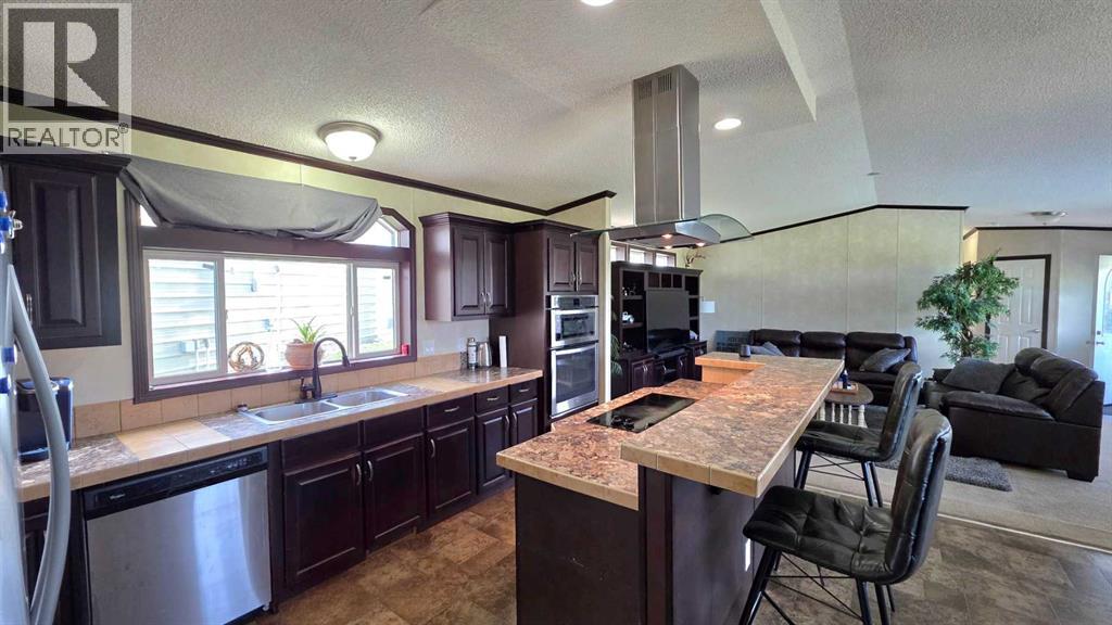 592061B Highway 658 — photo 14