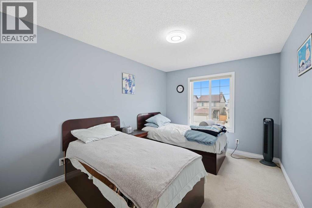 61 Saddleland Drive NE - 23