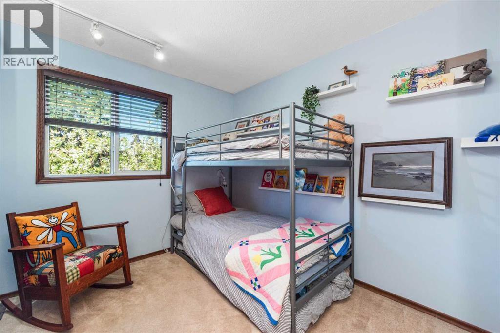 #49 27 Silver Springs Drive NW - 20