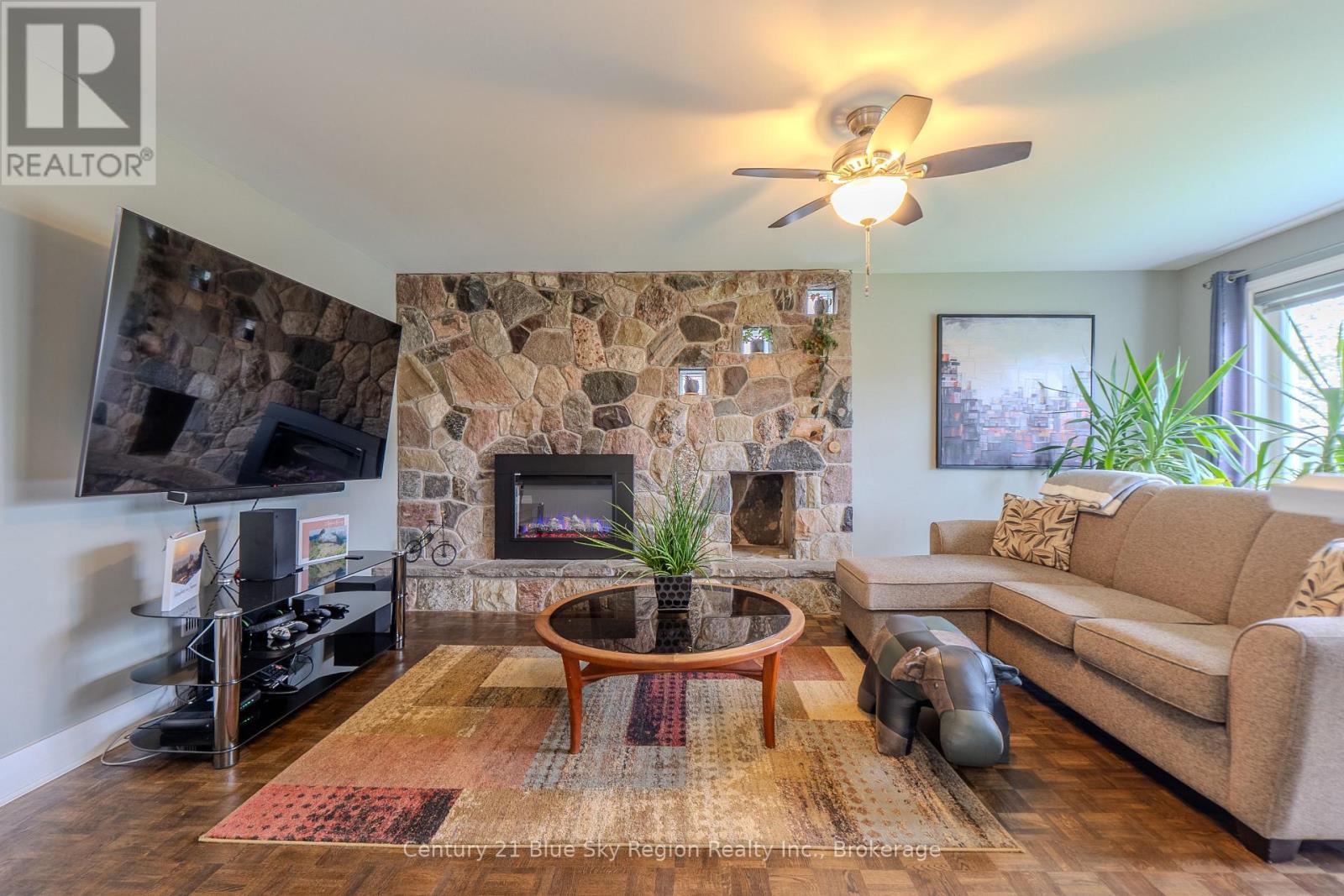 1052 COPELAND STREET - 10