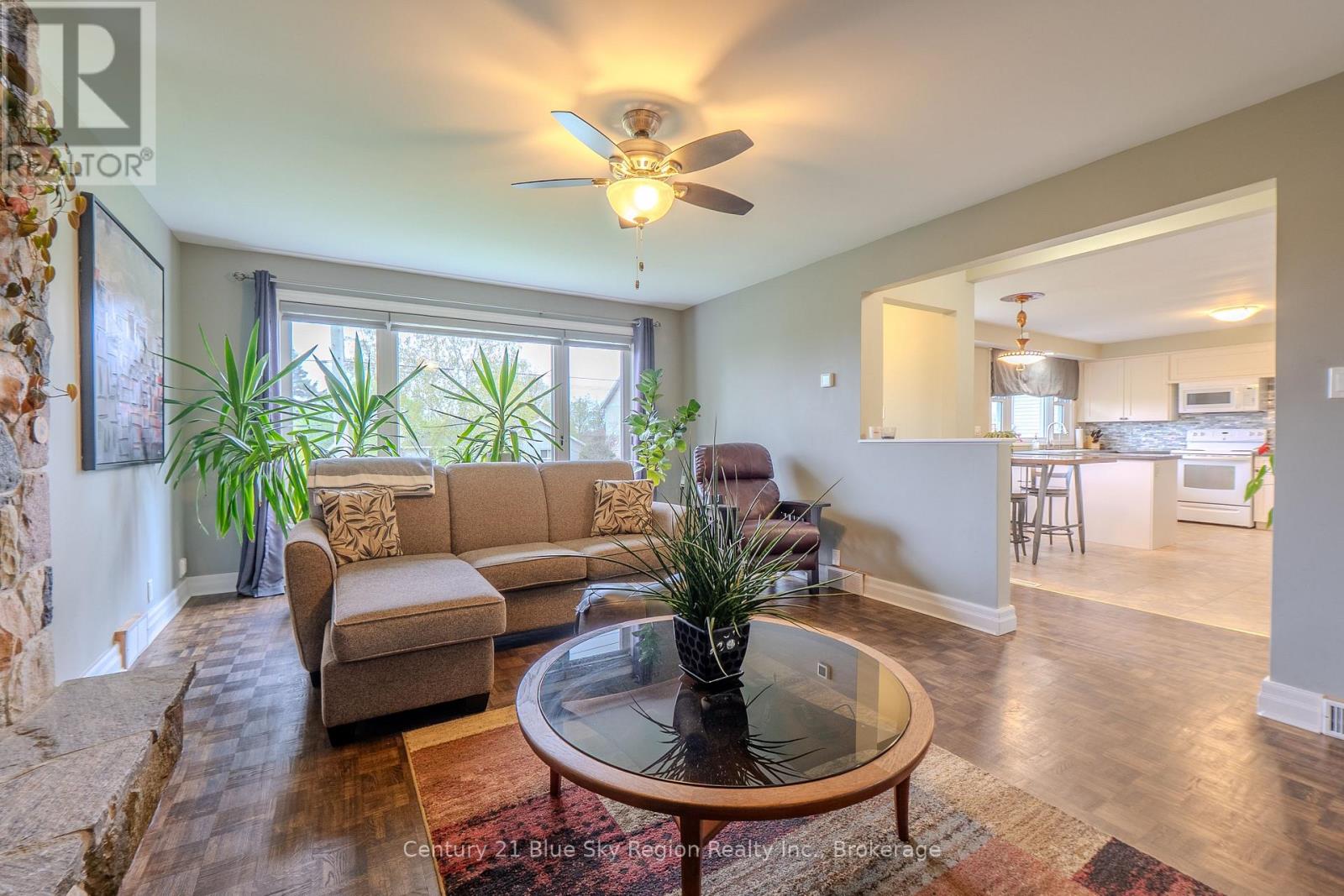 1052 COPELAND STREET - 11