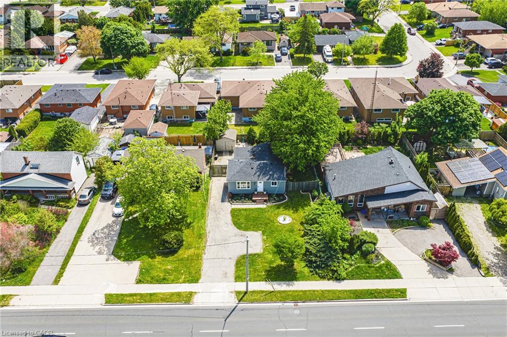 546 MOHAWK Road E - 33