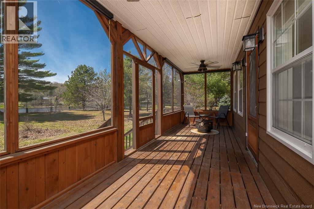 22 Cottage Lane - 24