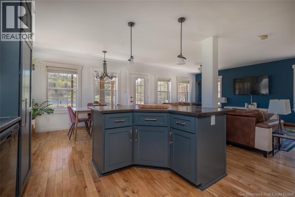 22 Cottage Lane - 11