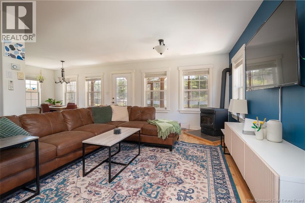 22 Cottage Lane - 6