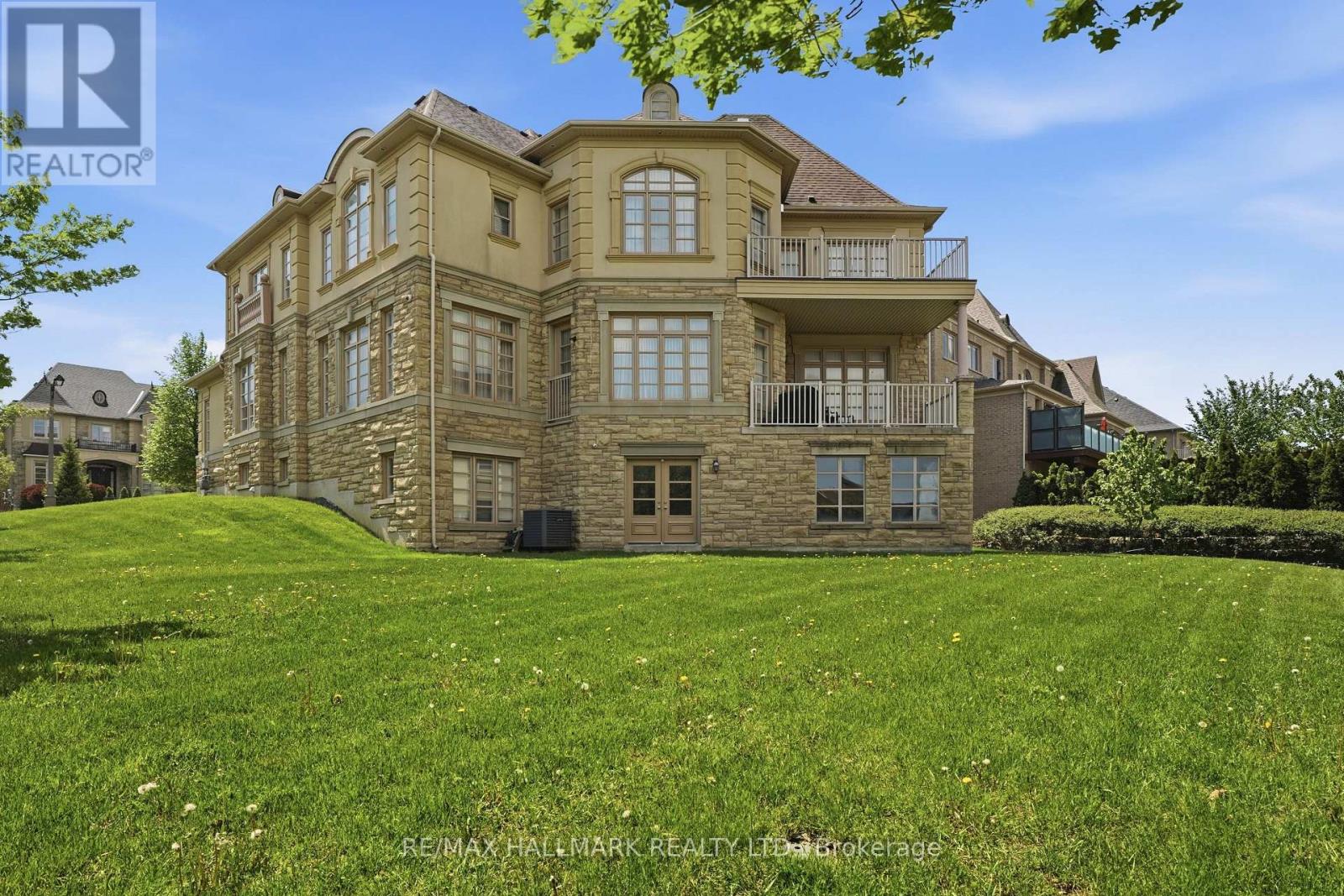 123 CARISBROOKE CIRCLE - 45