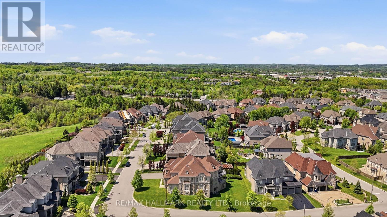 123 CARISBROOKE CIRCLE - 48