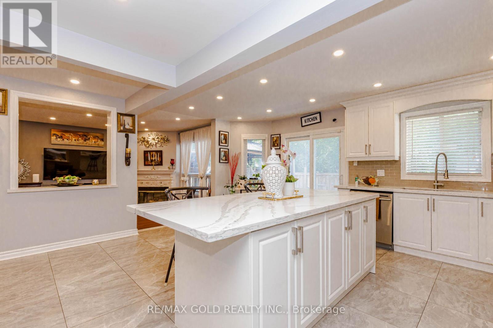 103 VIVIANS CRESCENT - 15